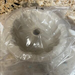 NEW Longaberger Mini Bundt Pan